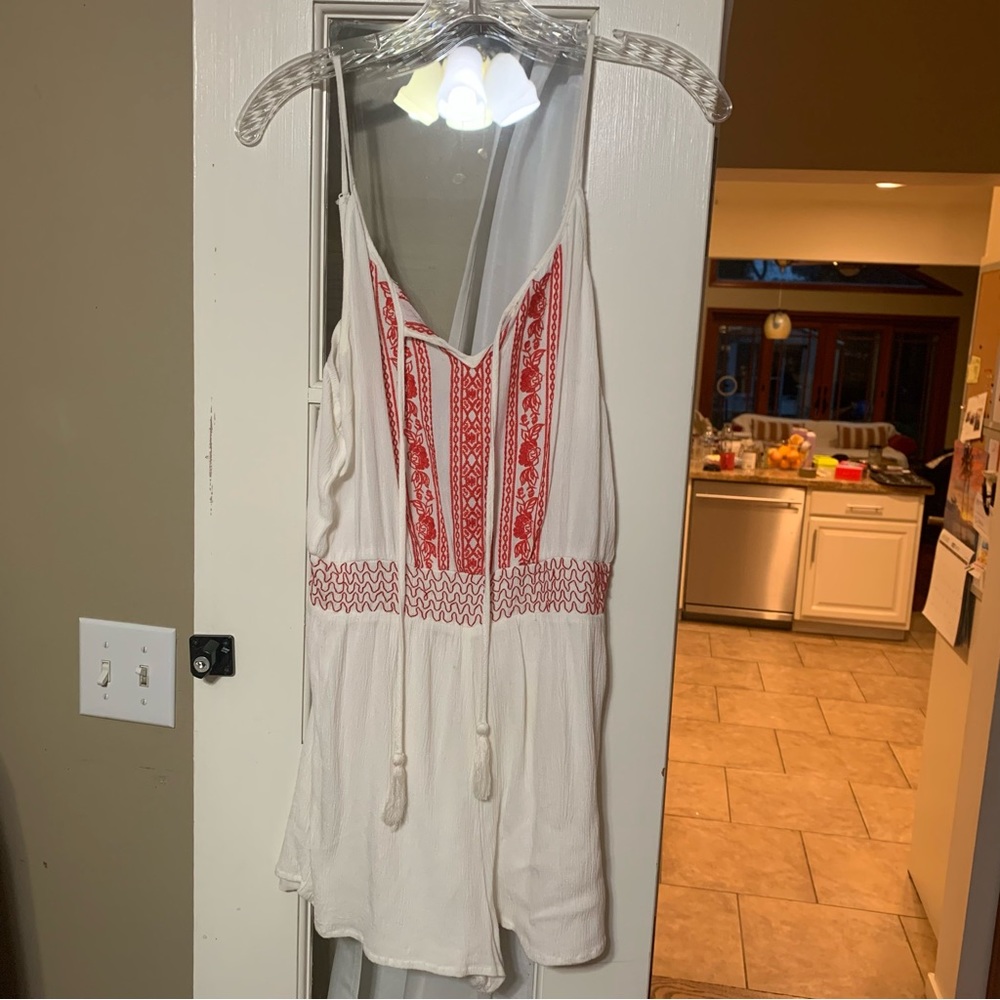 Romper - Picture 2 of 2